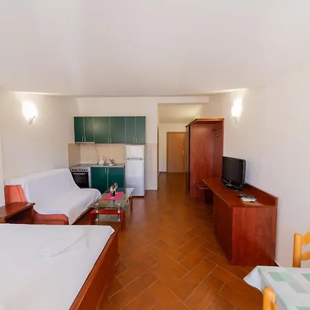 Sms Apartments Budua Esterno foto