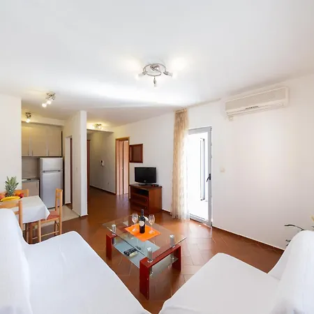 Sms Apartments Budua Esterno foto