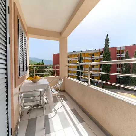 Sms Apartments Budua Esterno foto