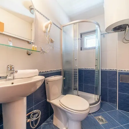 Sms Apartments Budua Esterno foto