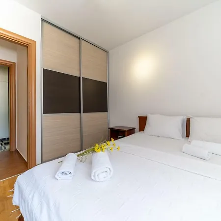 Sms Apartments Budua Esterno foto