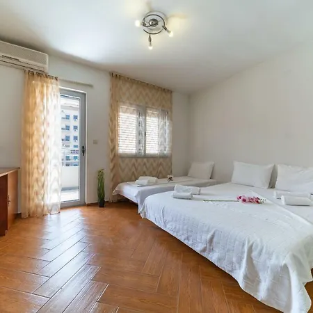 Sms Apartments Budua Esterno foto