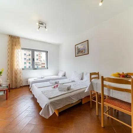 Sms Apartments Budua Esterno foto