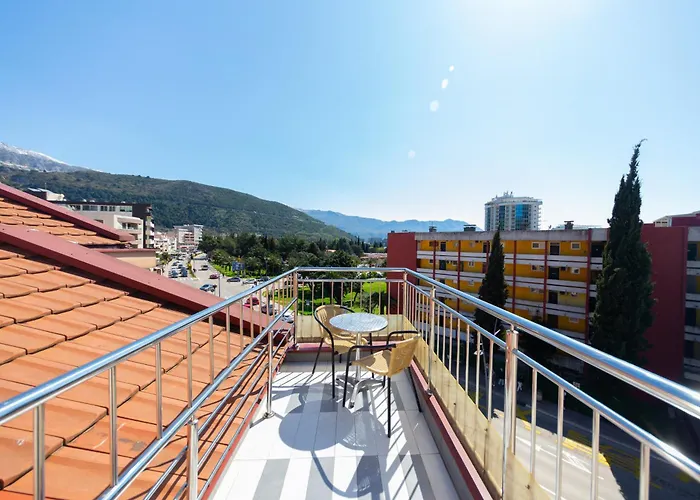 Sms Apartments