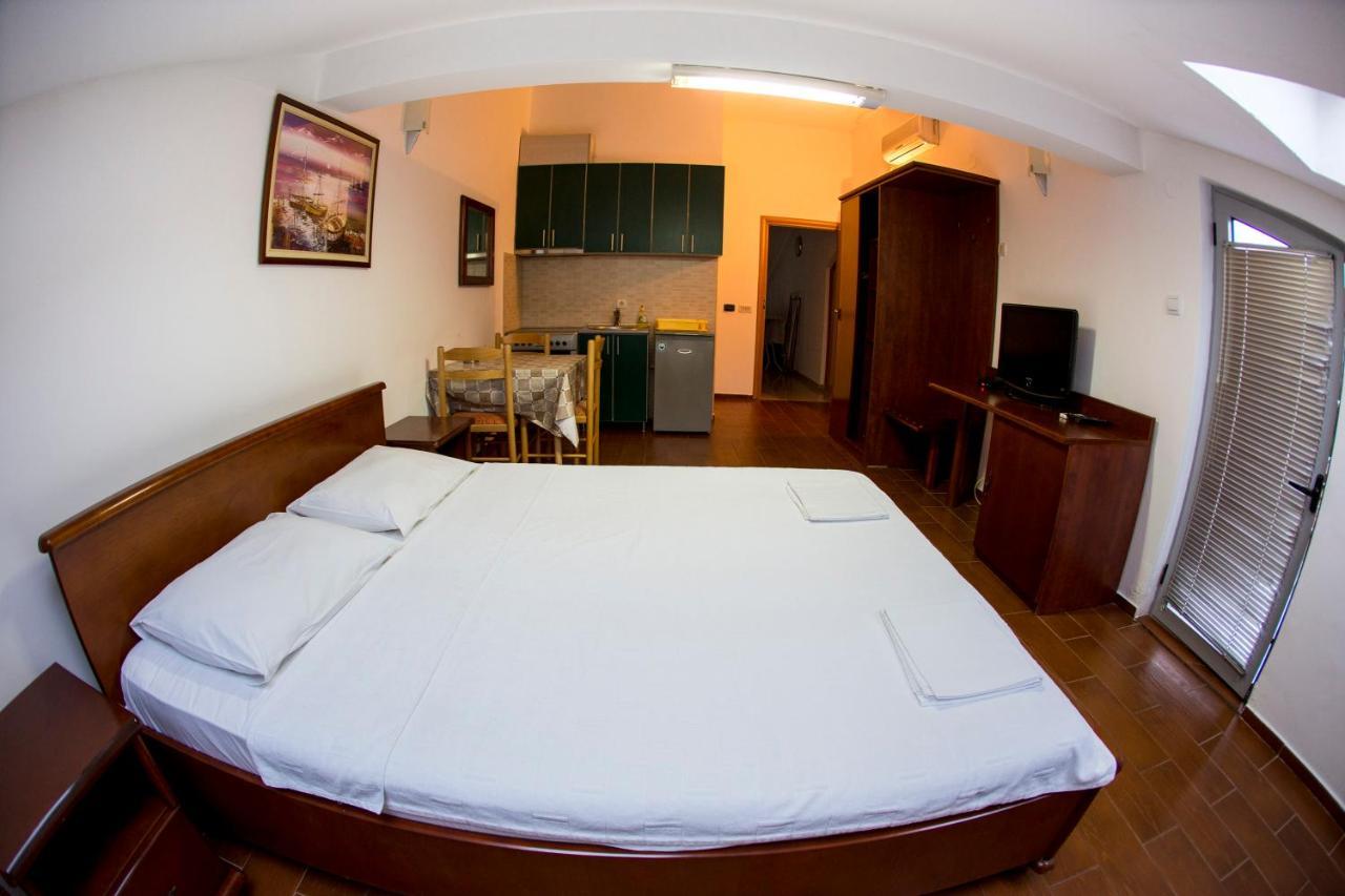 Apartment Sms *